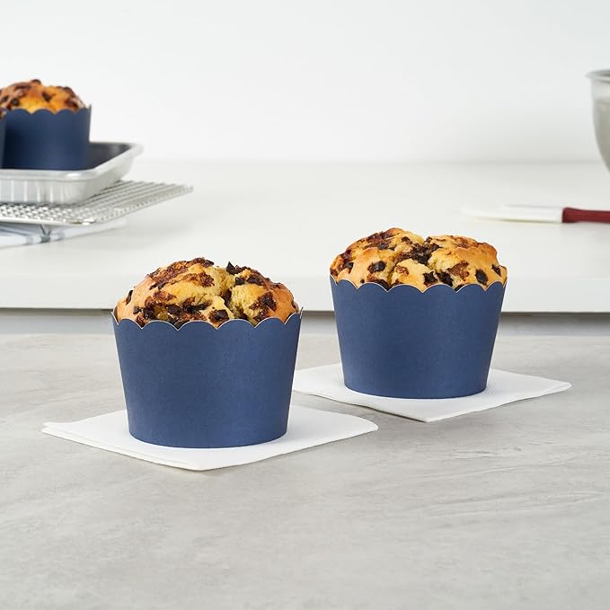 Panificio 10 Ounce Cupcake Wrappers, 200 Scalloped Baking Cups - Oven-Ready, Greaseproof, Midnight Blue Paper Cupcake Liners, Disposable, For Birthdays, Baby Showers, Or Weddings - Restaurantware
