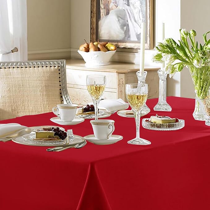 Tablecloths in Red Polyester, 120 x 70 Inch Rectangular