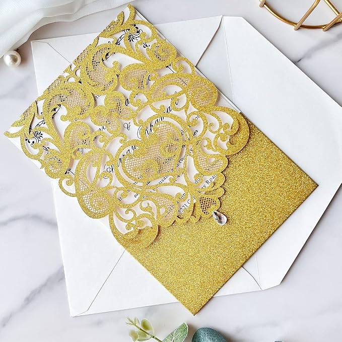 Hosmsua 5.12 x 7.3 50pcs Personalized Gold Laser Cut Flora Wedding Invitation Cards with Rhinestone and Envelopes Invitations for Quinceañera Wedding Invite (Customized Printed)