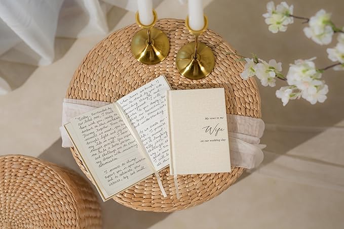 Event Party Supplies: Vow Book, 40 Lined Pages, Gold Gilded Edges